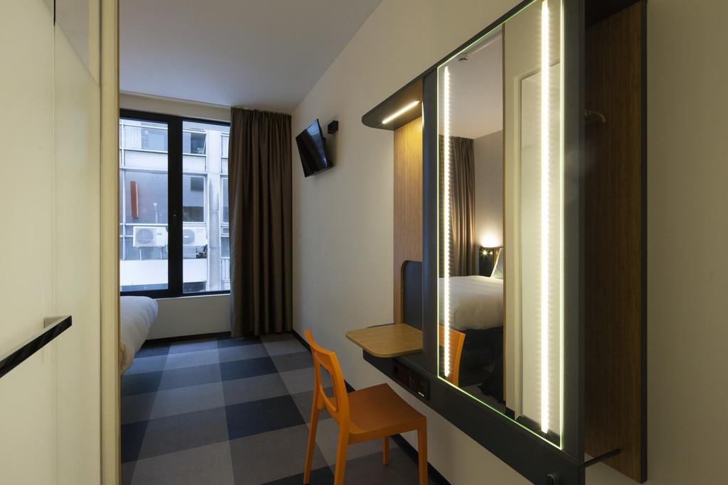 Easyhotel Brussels City Centre מראה חיצוני תמונה